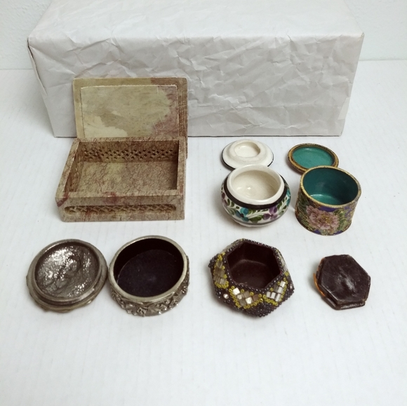 Trinkets Boxes Jewelry Storage containers Bundle Of 5 - Picture 6 of 17